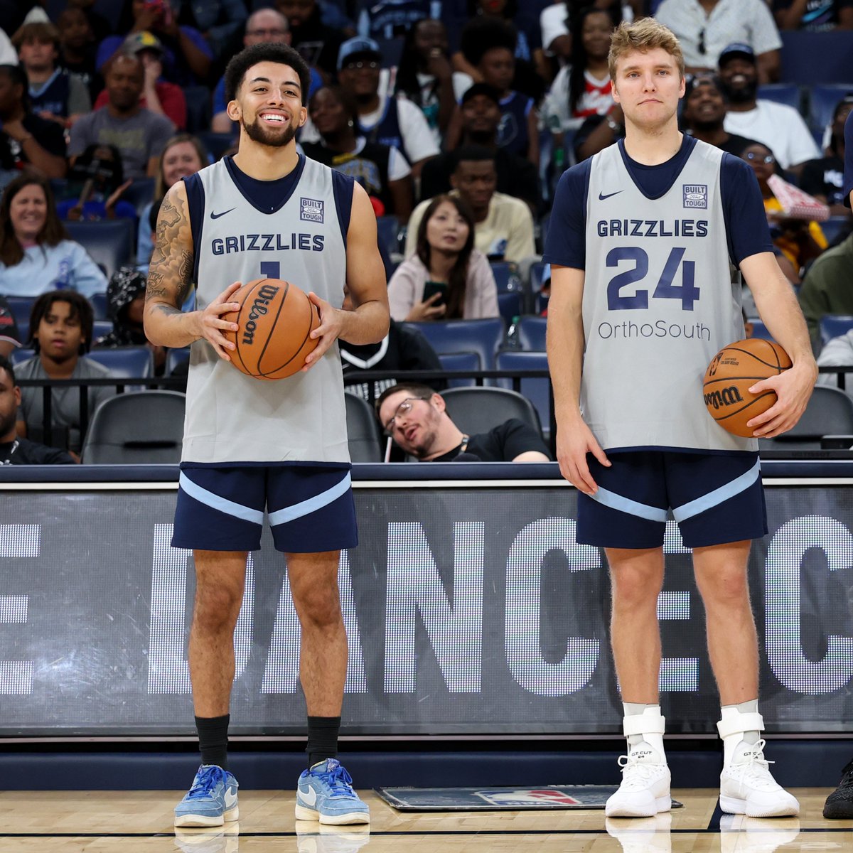 MyMikeCheck's tweet photo. Scotty Pippen Jr joins Cam Spencer and Isaiah Stewart among non-summer league roster vets getting workouts in Vegas while supporting @memgrizz summer squad. https://t.co/qV35SOftGH