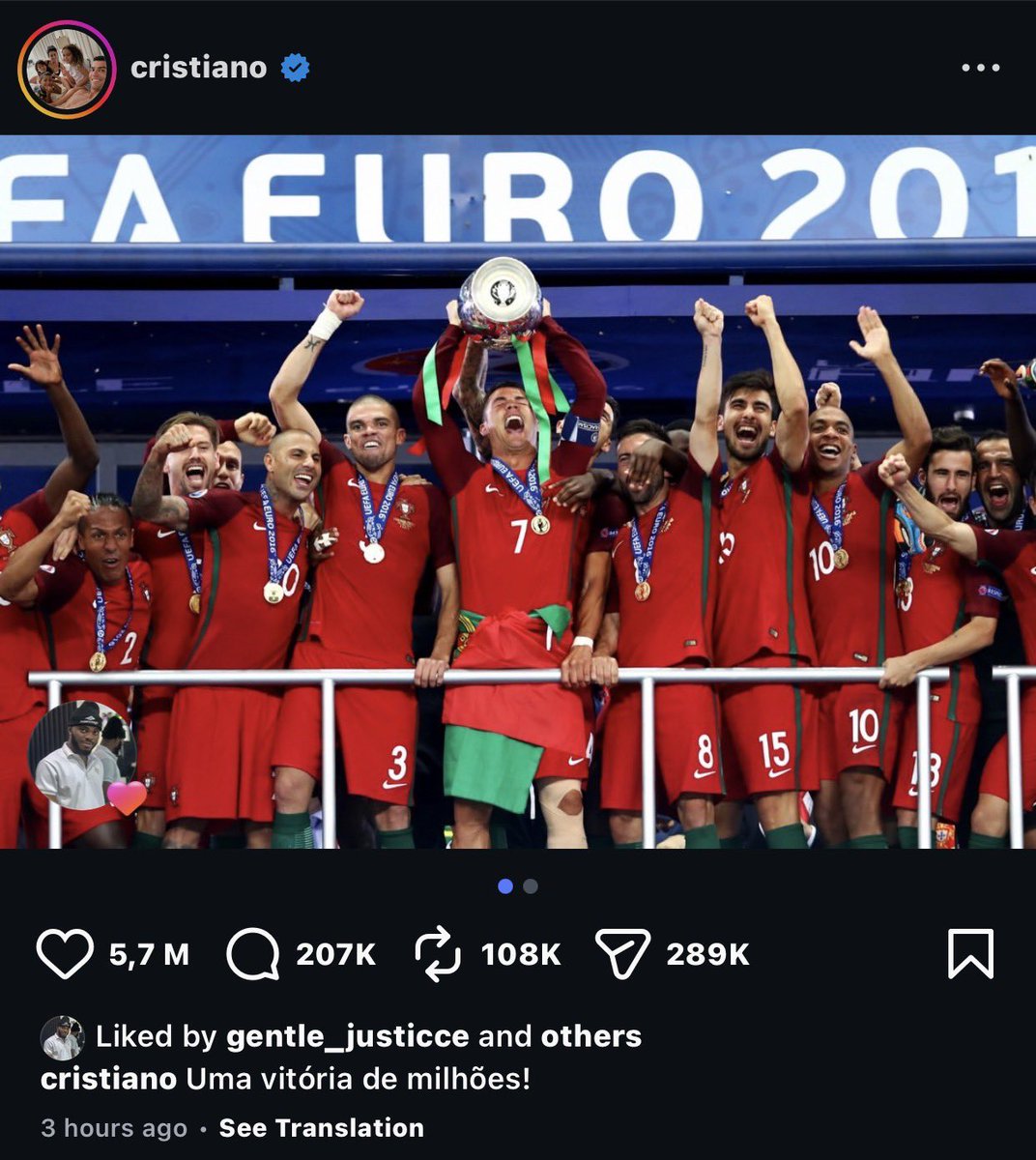 Loc_lab's tweet photo. Someone really need to check up on Ronaldo, like wtf 😳 https://t.co/l86jRSlMvq
