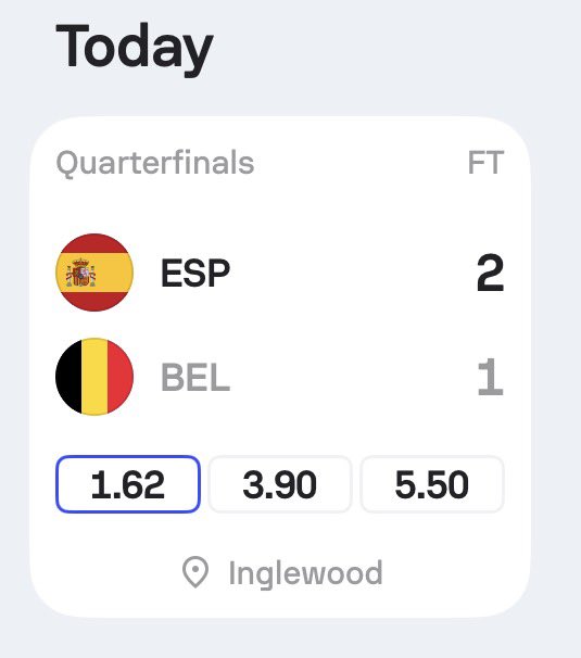 ahgasela's tweet photo. NI-KI watched spain vs belgium 🇪🇸🇧🇪

💬: are you watching the match? spain just made it 2–1.
🐈: NI-KI is watching it next to me right now.
🐈: hahahahahaha https://t.co/YkxTv4ctfG
