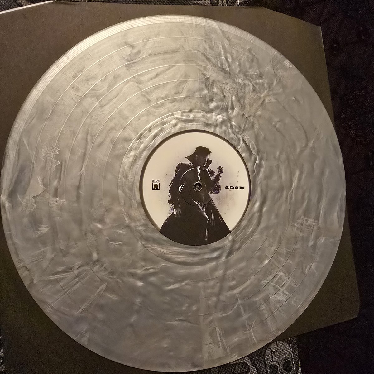 hisnameisseth's tweet photo. Love a release day delivery! Gorgeous pressing @GraffitiRS @adamlambert https://t.co/6MqVXniJal