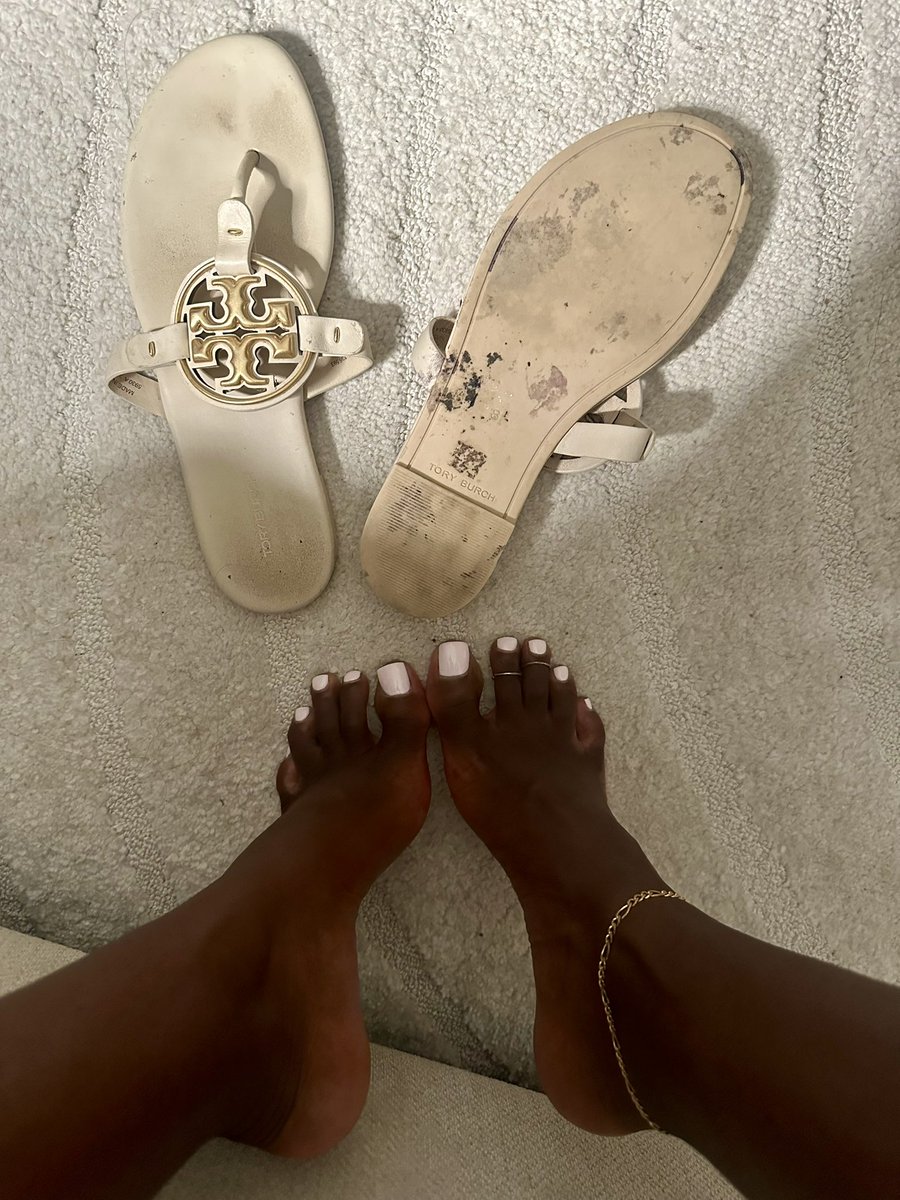chocogoddessxo's tweet photo. Where are my Texas, Arizona and New York, pets? 🦶🏾 🐶 

DM me🦶🏾 https://t.co/rK38S0qUYc