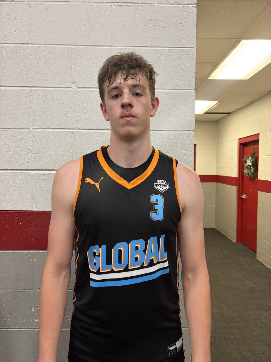 hoopseen's tweet photo. 2027 F Trey Bright has college level size and was a physical presence in today’s matchup against Miami Dor contributing  to the blowout win. Bright had a good touch around the rim with finishing through contact, and playing in transition as well. Finished with 15p & 6r. #BestoftheSouth @TreyBright0823