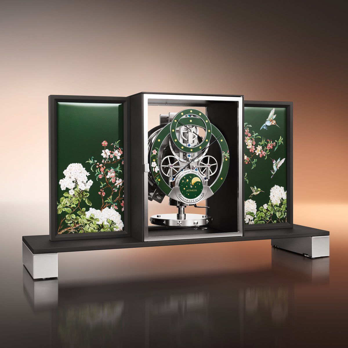 jaegerlecoultre's tweet photo. An expression of the exceptional craftsmanship of the Maison’s Métiers Rares™️ atelier. The regulator display places the minute indication at the heart of the clock for enhanced precision and clarity. Discover more: https://t.co/82AqHWwnYD #JaegerLeCoultre #Atmos https://t.co/hd8V0jqdVq