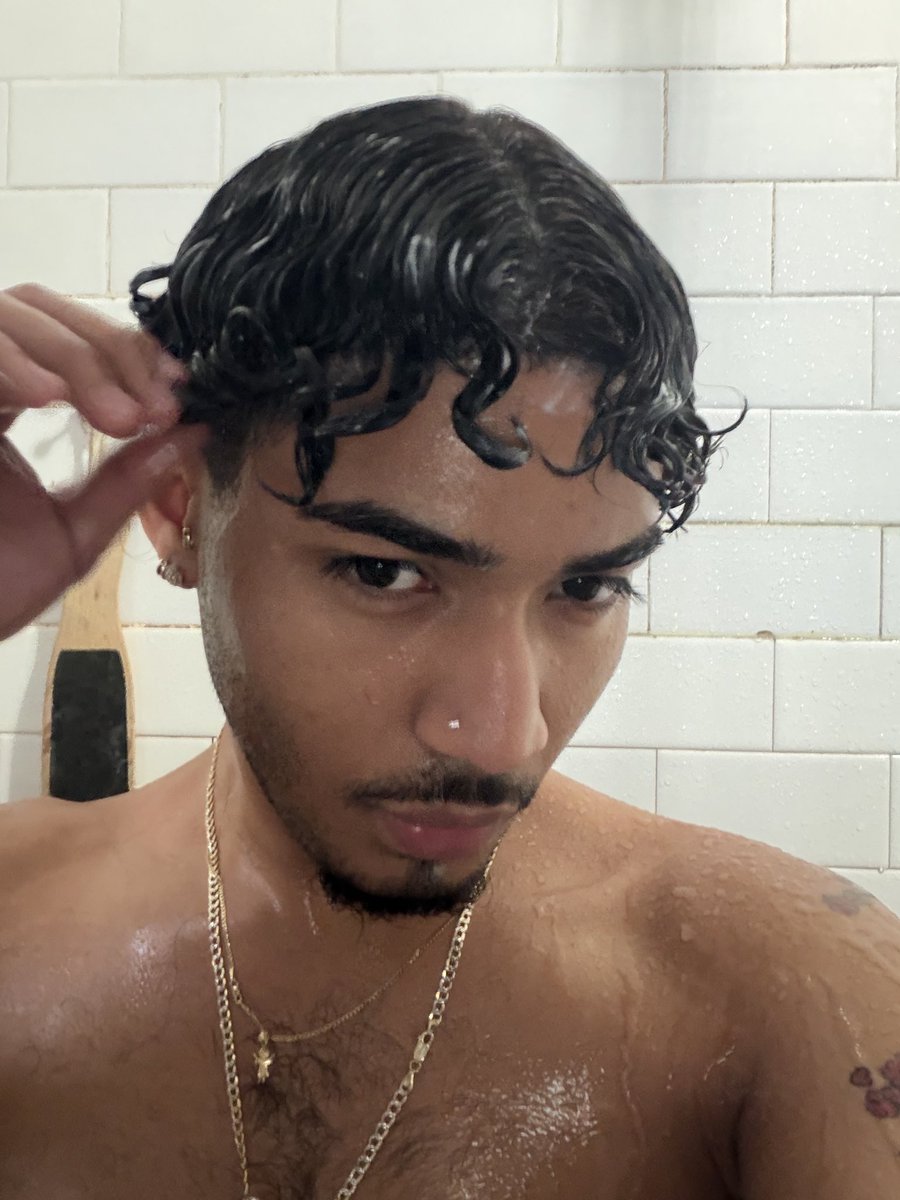 Tupapi99 tweet media