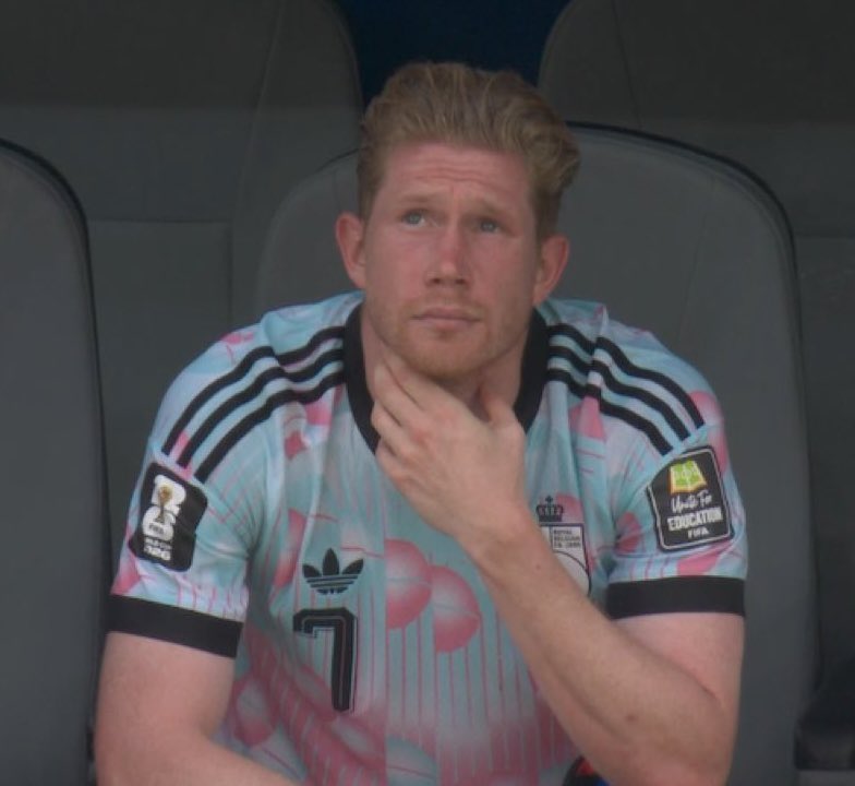 qAbdallah_'s tweet photo. No World Cup, No Ballon d’Or. Still the greatest midfielder of our generation

“Golden man Kevin De Bruyne. https://t.co/BoZBF7tHfB