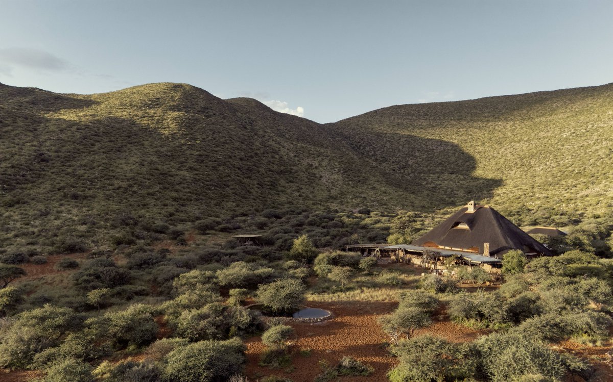 swaindest's tweet photo. Congratulations to Tswalu Kalahari Reserve on the opening of the recently refurbished Tarkuni. This exclusive-use homestead has had a quiet but considered refresh, with new furnishings in the lounges, dining areas, bedrooms and tsala. https://t.co/JJRhn896KD