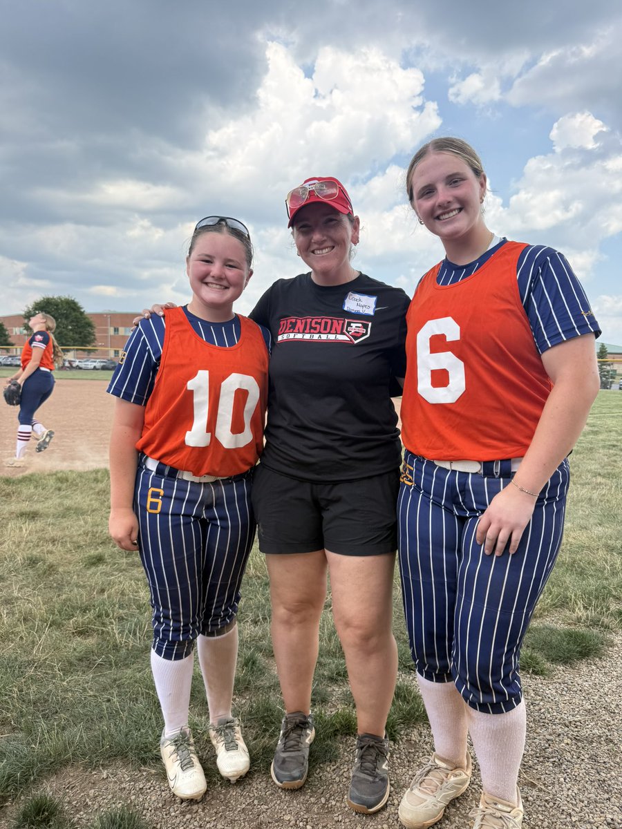 KatelynCook65's tweet photo. I had a great time at the @NFCAorg camp yesterday before playing at @OHStingraysShow this weekend!!!
Thank you to all the coaches for the feedback and I will definitely be using all of it. Thank you to my coaches during the games as well! It was so much fun to be playing with everyone!!!!!!!!!! @2Ganeff @NDsoftball @DenisonSoftball