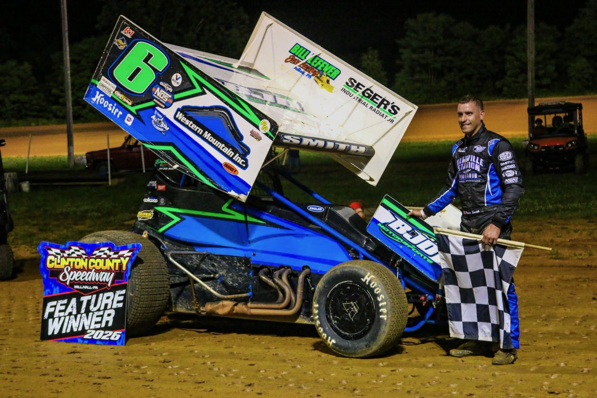 RyanSmithRacing's tweet photo. Last time we were here, we parked it in victory lane 🏆🏁 Looking to keep the momentum going tonight at @ClintonCoSpdwy 

🟢⚫️ BJD Motorsports

@paposseseries 

📸 Brent Shue https://t.co/0cJoyUm28D