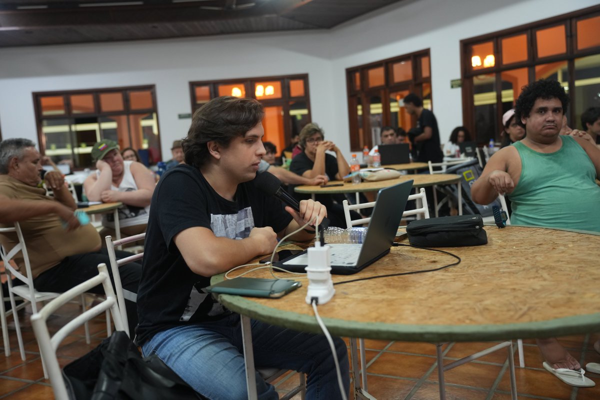 Universidade Marxista tweet media