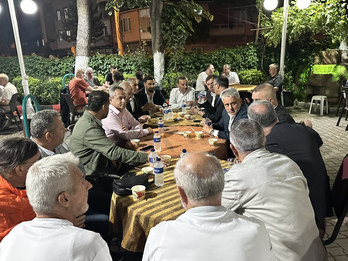 ayhan_salman's tweet photo. 📍İnegöl
Rumeli Türkleri Kültür ve Dayanışma Derneği’nin düzenlemiş olduğu Aşure İkramı Programı’na katılarak hemşehrilerimizle bir araya geldik.

Programı düzenleyen Dernek Başkanımız Sn. Serkan Ay ve yönetim kurulu üyesi arkadaşlarımıza teşekkür ediyorum.

Rabb’im yapılan hayırları kabul eylesin,birlik ve beraberliğimizi daim kılsın.

@inegol_akparti @_mustafadurmus_ 
@alpertaban16