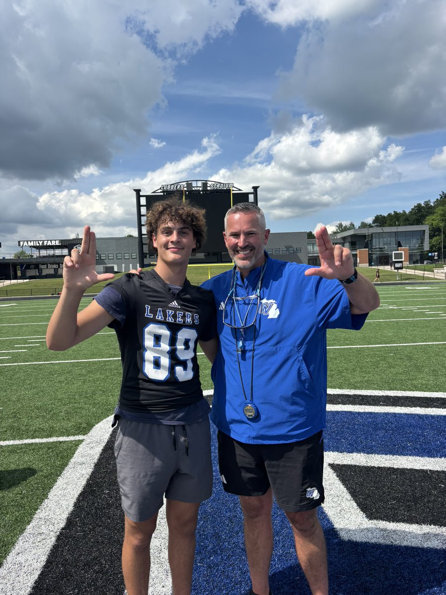 AidenPacker_09's tweet photo. Had an amazing time at camp today grateful to meet and better my relationship @CoachWooster @Coach_Gardiner 

@MIexposure 
@RenKokScouting 
@Chris_Sailer https://t.co/FfM6AX12tr