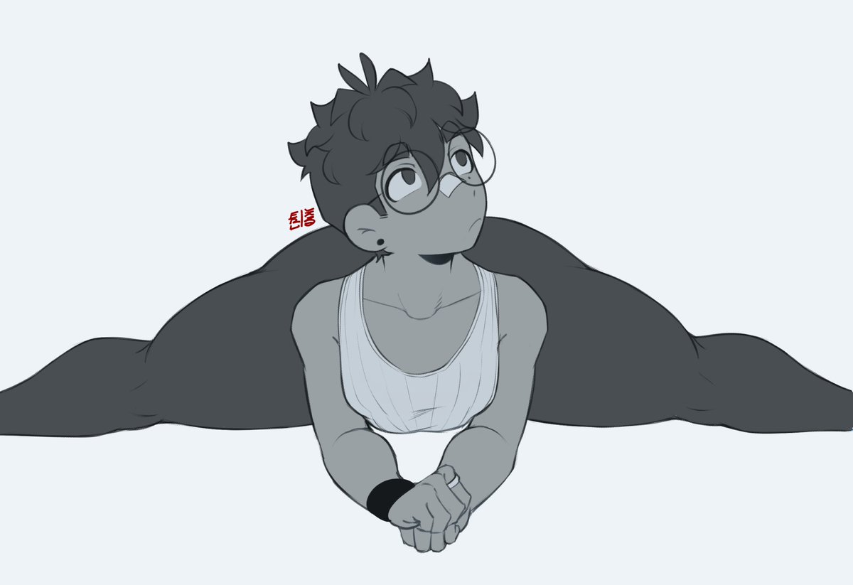 EruSensei_'s tweet photo. Stretchin' https://t.co/c7fEF5dDiu