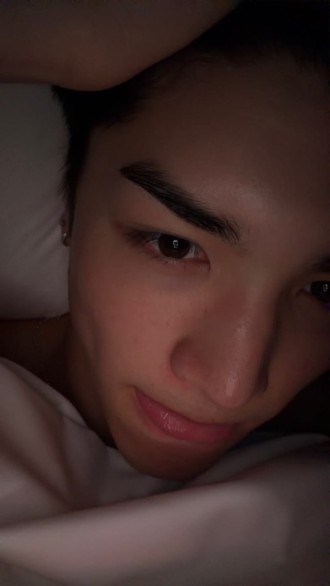 makiification's tweet photo. prettiest pair of eyes ive seen https://t.co/SojKusJGjF