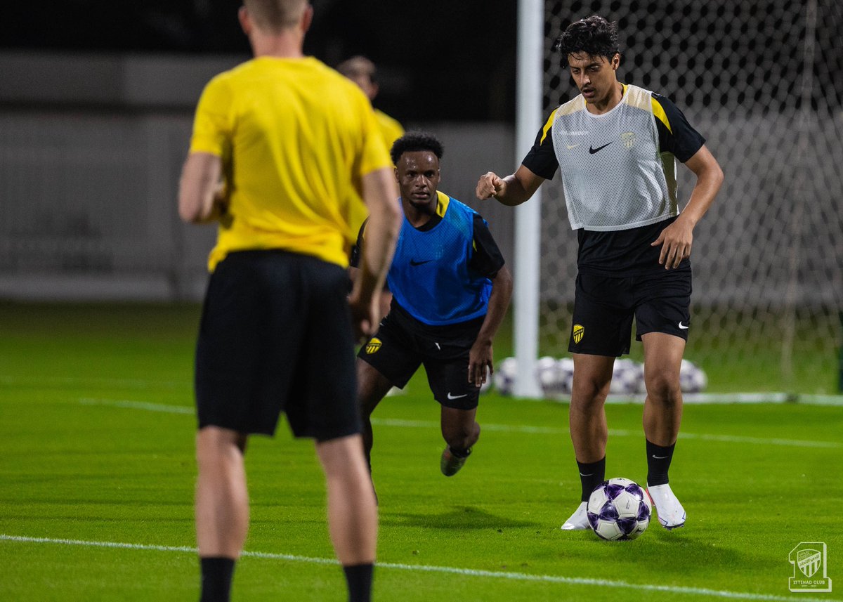 ittihad's tweet photo. 📸| حصتنا التدريبية مساء الجمعة 🐅 https://t.co/YlUuKYAt3E