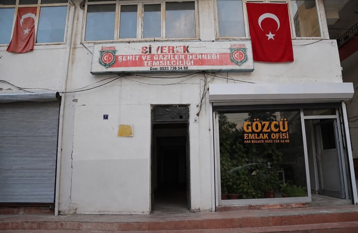 bucakalimurat82's tweet photo. Kamuoyuna Saygıyla

@TC_icisleri 
@mustafaciftcitr 
@UrfaValiligi 
@hasansildak 
@siverekkaymakam 
@salihsakmia 
@milhamigunbegi 
@Cengizozeyran82 https://t.co/k0n0hGTo43