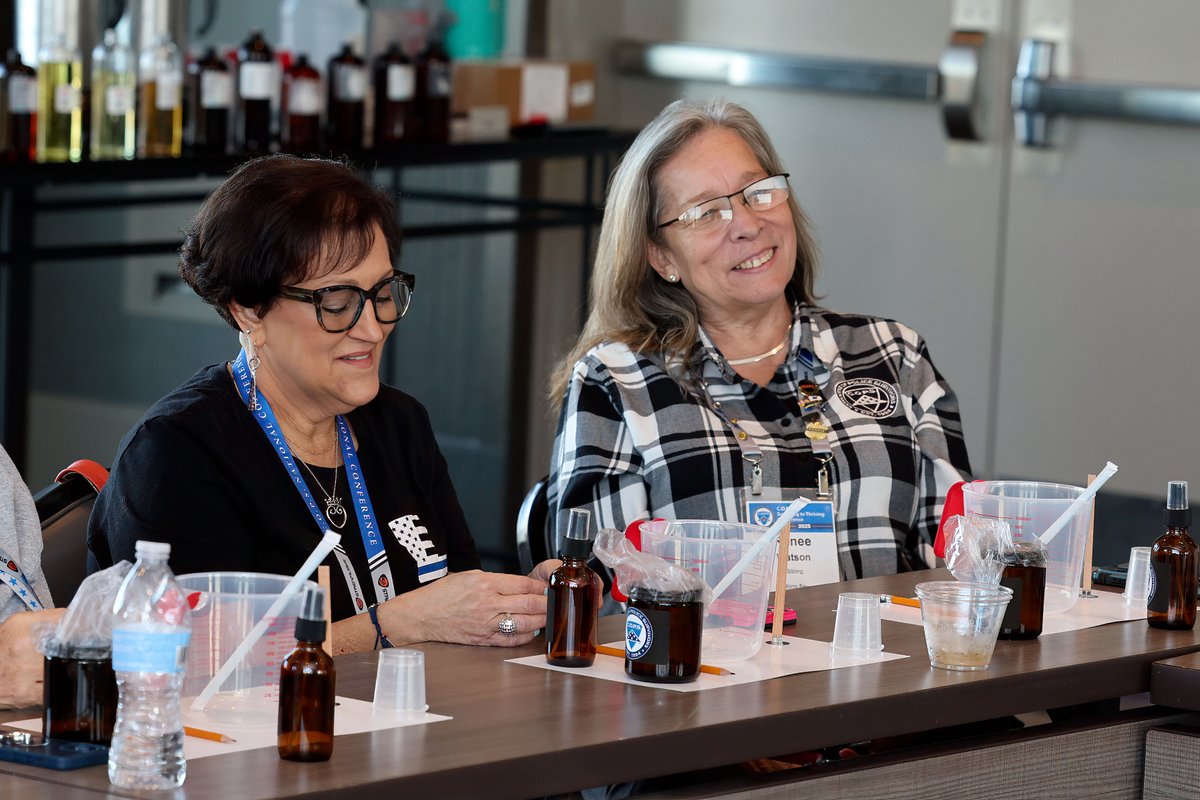 nationalcops's tweet photo. Healing starts with connection. 💙

Shared experiences. New friendships. A community that understands.

Join us for Surviving to Thriving, November 5–8 in San Diego.

Register today: https://t.co/vx3CXfRNi8 https://t.co/kTRJl40zd5