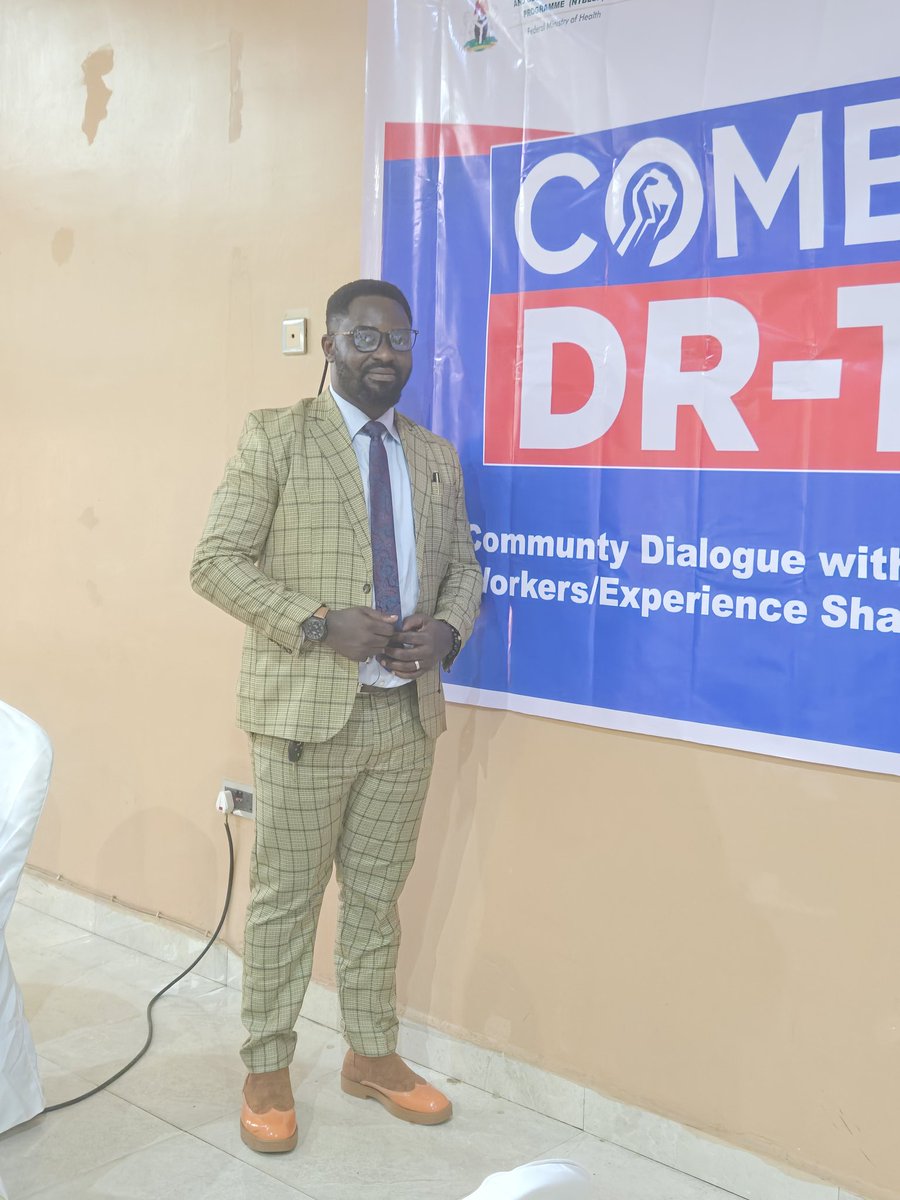 AdeleyeAdewaleS's tweet photo. TOGETHER, WE CAN END DRUG-RESISTANT TUBERCULOSIS IN NIGERIA.

I was honoured to participate in the COMBAT DR-TB Community Dialogue with Health Workers and Experience-Sharing Meeting.
#EndTB #CombatDRTB #TBFreeNigeria #PublicHealthAdvocacy #HealthForAll https://t.co/8SA82WTOio