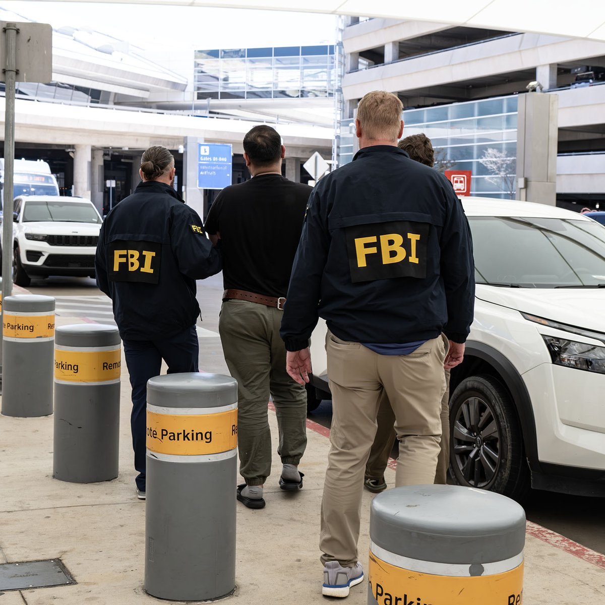 FBI tweet media