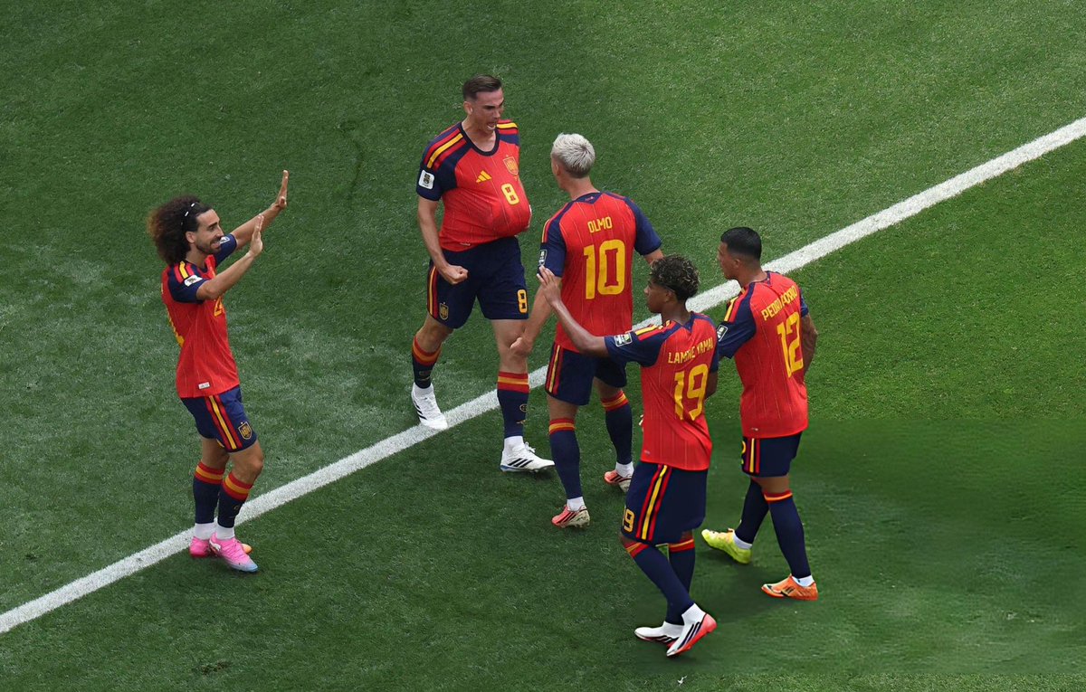 RBushwareb's tweet photo. 🇧🇪 Belgium 1-2 Spain 🇪🇸

ميكيل ميرينو… البديل الذهبي يفعلها من جديد⭐️

كعادته، خرج من مقاعد البدلاء ليخطف هدف الفوز القاتل في الدقيقة 88، ويقود إسبانيا إلى نصف النهائي بعد قمة مثيرة أمام بلجيكا🇪🇸⚔ https://t.co/ekZOkzFWQD