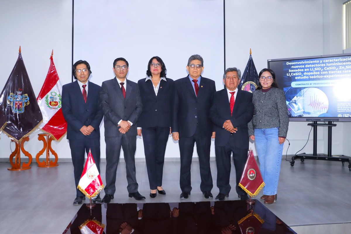 UNSA_Oficial's tweet photo. ✅ Desarrollar dosímetros nacionales más sensibles y de menor costo para proteger al personal expuesto a radiaciones ionizantes es uno de los principales resultados de un proyecto de investigación entre #Prociencia y la #UNSA.
👉https://t.co/gv9wvRdIlt https://t.co/TbSvM3dtEp