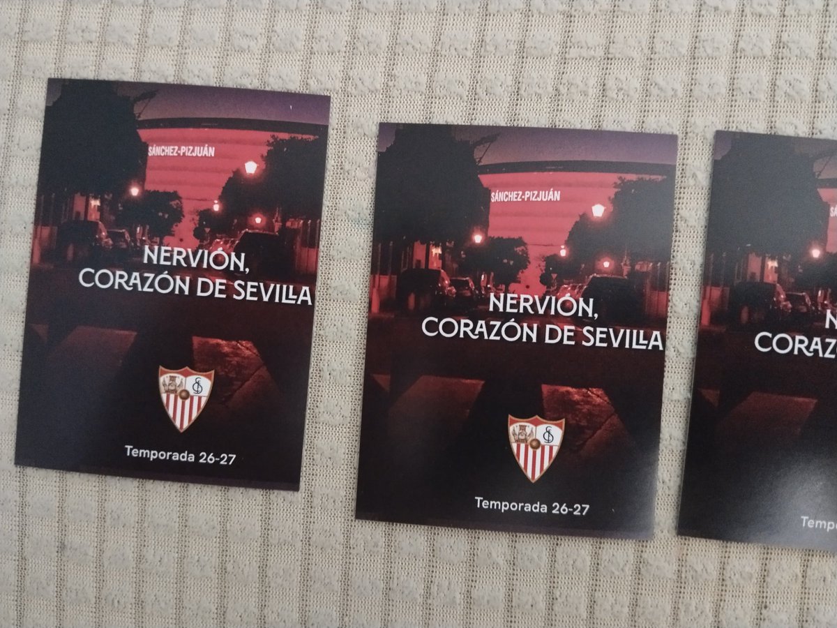 FJRoman_6's tweet photo. En serio? Hacéis algo bien @SevillaFC ? Para una cosa que regaláis y encima mal hecha. Tendré que coger las tijeritas, ni para una impresión #deltebeo https://t.co/xWvPYamxvu