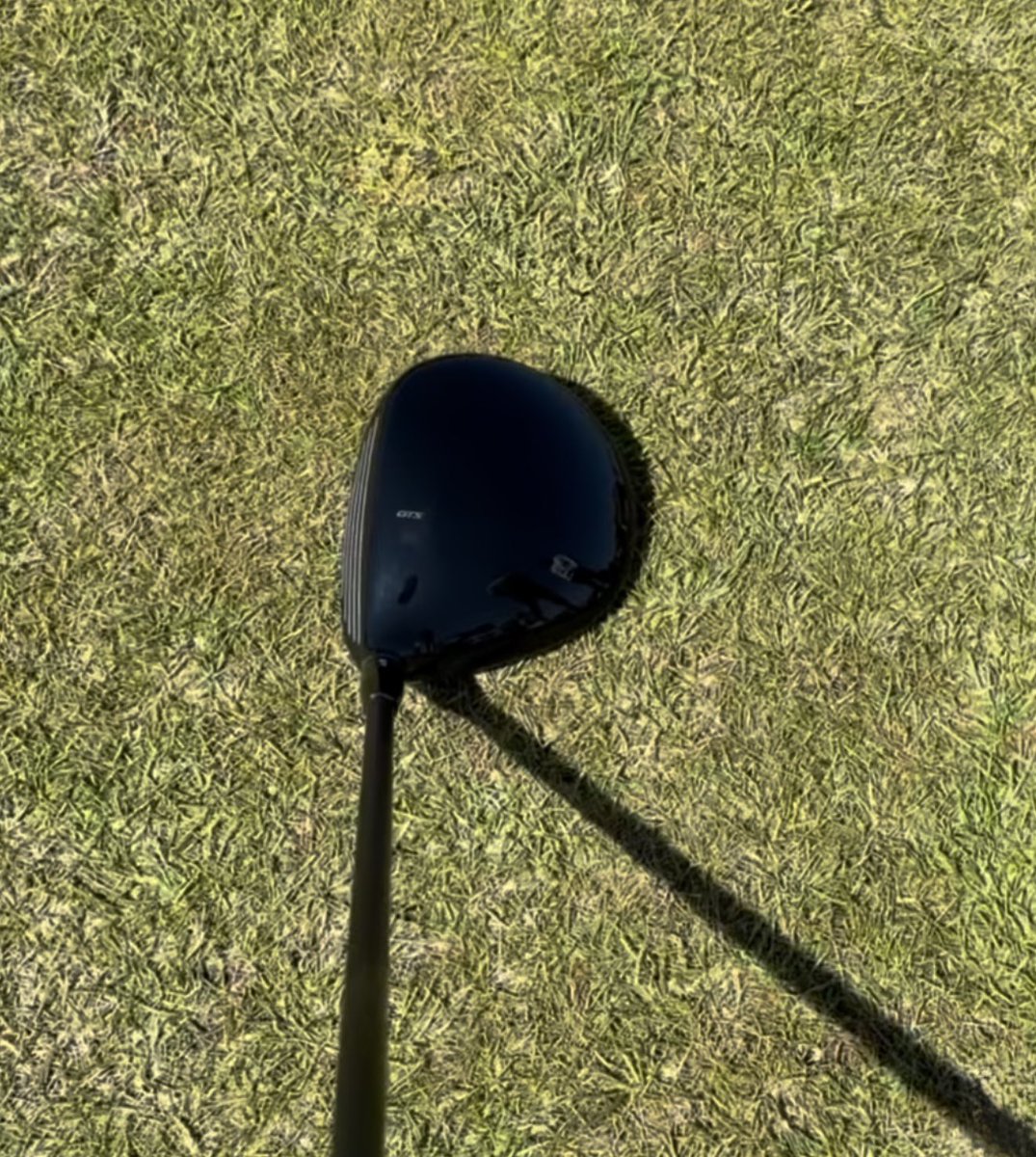 NoLifePAR72's tweet photo. ミニドラGTS300
意外と後ろのウエイト重いのね
発売するヘッドと同じかはわかないけど
ミニドラもGTSにした方がたぶん流れがいいと思うけど、クアンタムミニがかなりいいからこれは悩むとろだな https://t.co/MXTmkwgQEn