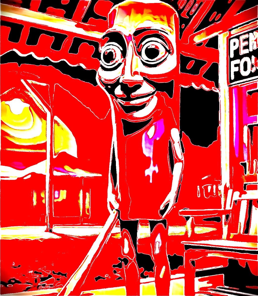 AthaVox's tweet photo. I fried a picture of tung tung tung sahur.

#vtuber #random #fried #help #crine https://t.co/T9szAZ8E6G