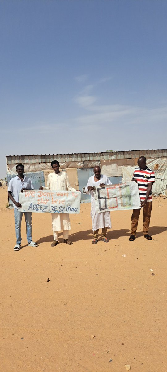 refugeesniger's tweet photo. Refugees at the #Agadez Humanitarian Center continue to peacefully protest in front of the UNHCR office in the center. Despite the violations and neglect from UNHCR the @Refugees have not received their shadow and continue the peaceful protest.
@JFCrisp @UNHumanRights @UNICEF https://t.co/B8eAOnfWWT
