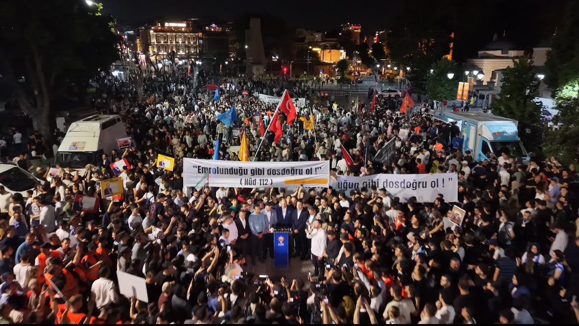 nevzatyucetr's tweet photo. ❝Ayasofya'nın dirilişi, Mescid-i Aksa'nin özgürlüğe kavuşmasının habercisidir.❞ https://t.co/NQv7bBg6Gx