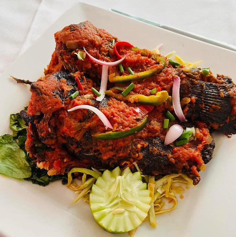 Buka_Finder's tweet photo. Cool breeze! Warm meals!! Great discovery!!! ✨
No matter where you are, there’s a local food spot waiting to be found on BUKA Finder
#BukaFinder
#FoodLovers
#NiceTreat
#FantasticDinner
#NiceDelicacy
#SupportLocal
#FoodDiscovery
#HotMeal
#NaijaFood
#AficanCulture
#FoodCulture https://t.co/vfN9eahx3s