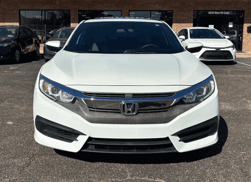 southernImport's tweet photo. 🌟 ¡DEPORTIVO Y ECONÓMICO! 🌟
Honda Civic LX-P Coupe 2016

✨ Solo 85k Millas
☀️ Quemacocos (Moon Roof)
🔘 Botón de Encendido
📷 Cámara de Reversa

¡Financiamiento en casa disponible para todos! 👇
https://t.co/pPjrYSXCdh
#AutosUsados #Mississippi https://t.co/8xhPs740qs