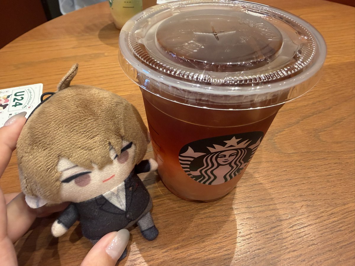 su_zu_a_'s tweet photo. 実はラーメン食べた日、スタバの新作も嗜んでましてよ🥤

振り幅ぁ https://t.co/DrMtawfL2w