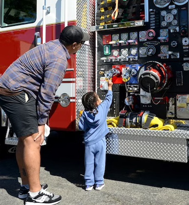 sanmateoco's tweet photo. NEWS: "Every family is safer when we prepare together." The County of San Mateo's 22nd annual Disaster Preparedness Day returns Sat., Aug. 1, 10 a.m. - 2 p.m. at 1346 Saratoga Dr., San Mateo. Free training, demos, and resources for all ages. Read more: https://t.co/lXjWKqGbp8 https://t.co/UlytTY6D8X