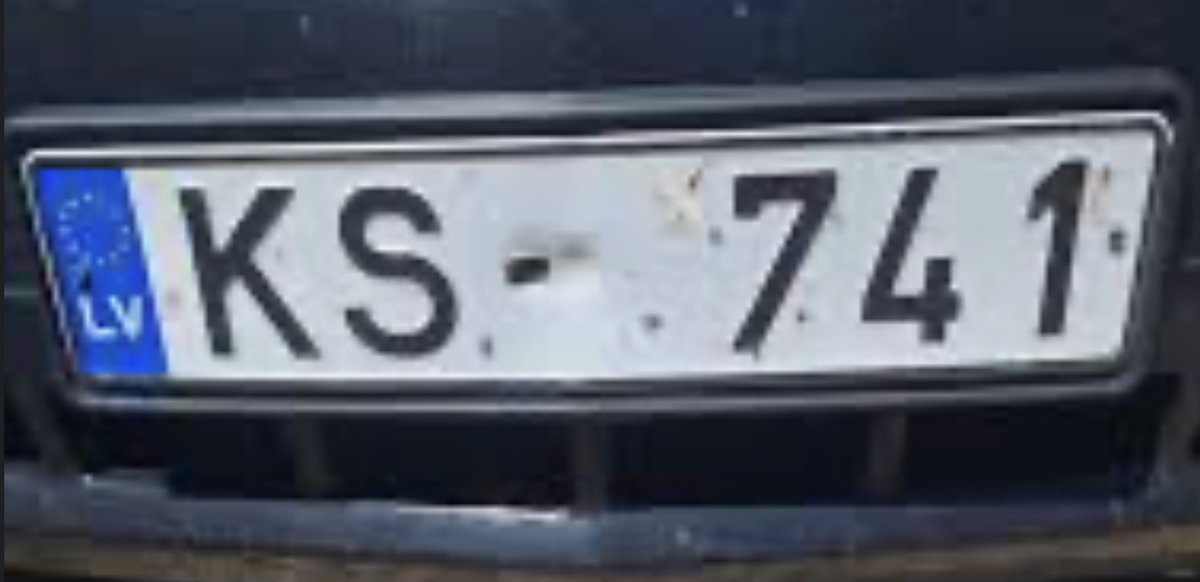 Aardark's tweet photo. @mrserge Nekas īpašs. Cietumā drīzāk varētu sēdināt par to murgu, kas ir Latvijas numuriem, ja mazāk par 4 cipariem. https://t.co/MJ19PP7ihU