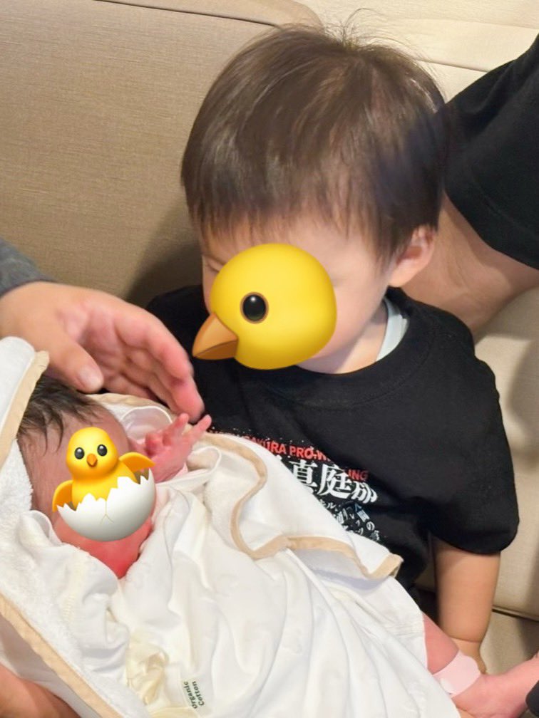 ryuichisekine's tweet photo. ビッグな長女が産まれました！
上手くいかないことが続いていましたが、これからとうちゃん頑張り所👶
かわいい子達がいるんだからくよくよできないですね👀🔥

8.2BASARA後楽園ホール、久々に出ます！
今後ともご贔屓な応援よろしくお願いいたします。 https://t.co/bjetH4dW6c