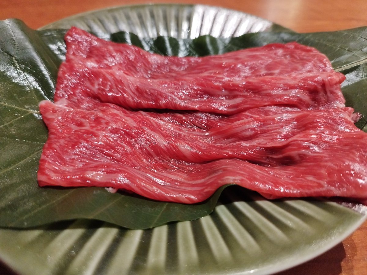 takemitaka85111's tweet photo. とある秘境の温泉���in山形♨️🏢

『あつみ温泉 萬国屋』
山形県鶴岡市

今回のお宿はこちら♨️

プロが選ぶ日本のホテル・旅館
100選で40年連続入賞✨

A5ランク山形牛
朝食の鯛飯

料理はどれも最高級✨

館内も静かで
快適快適✨

お湯も熱くない🤭

また来たいな

#山形県
#あつみ温泉
#萬国屋 https://t.co/msnWlo0ERi