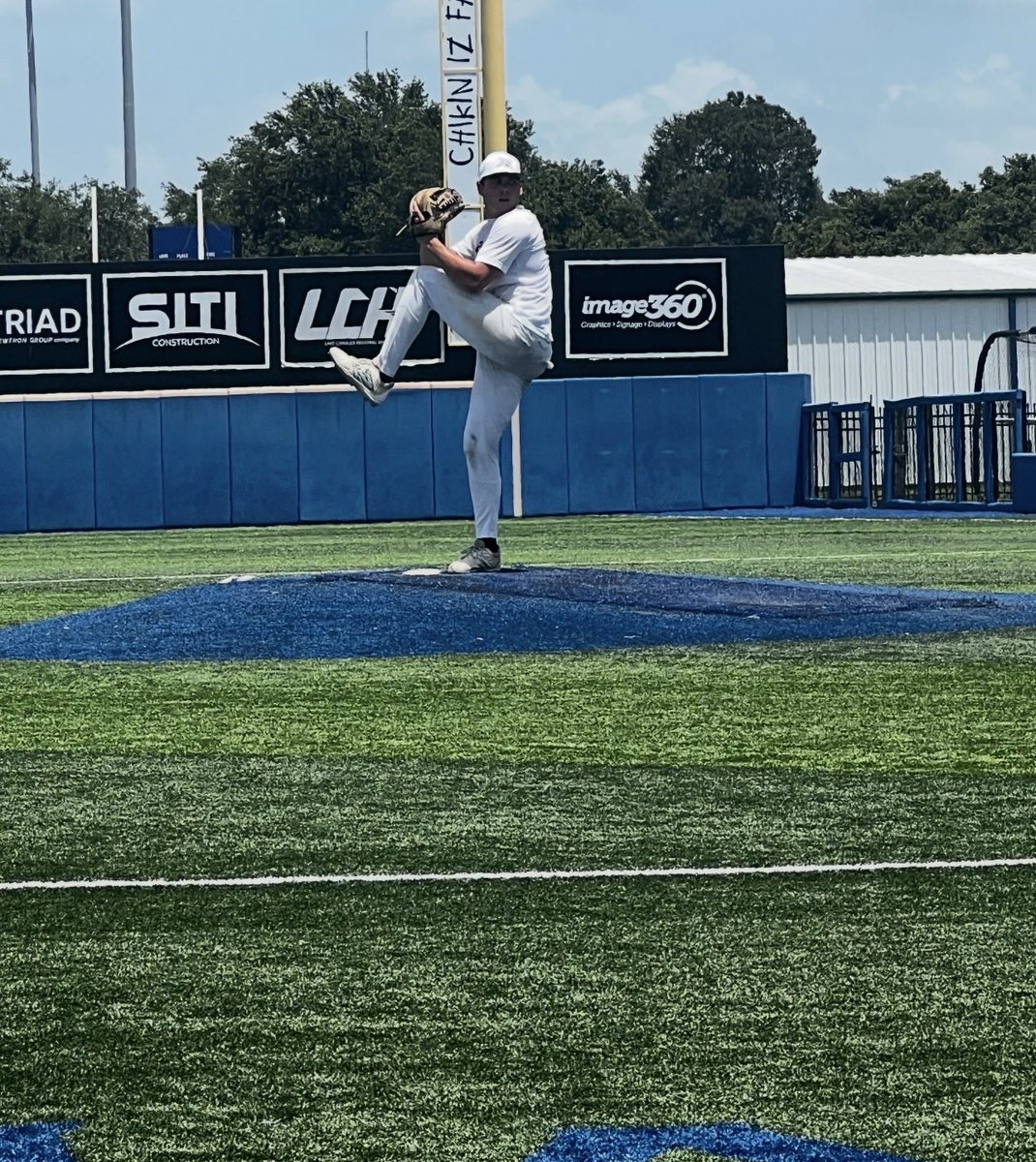 SETXSkeeters's tweet photo. Pitcher spotlight
@KalebMenard8 
Last 2 games
8 innings
15Ks https://t.co/zfJtXjUcdF