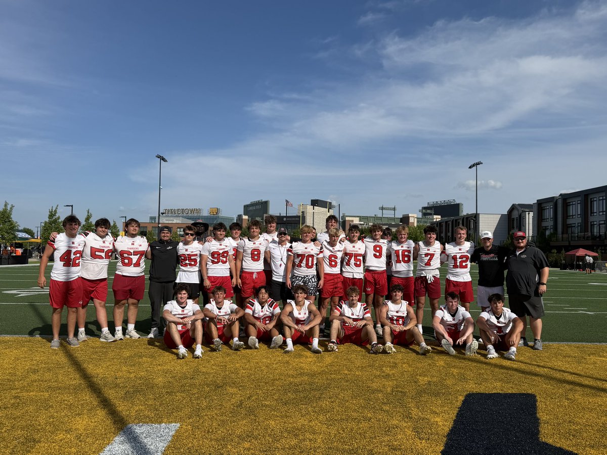 HHSChargerFB's tweet photo. Fun day of events at the @packers 11ON event! Our guys won lineman challenge &amp; lost in the semifinals for 7 on 7 to a good West De Pere team that we beat in pool play. Hats off to them! Great day overall!! Thanks to Xavier McKinney for talking to the group after lunch as well!!! https://t.co/hNHQpIN1Dh