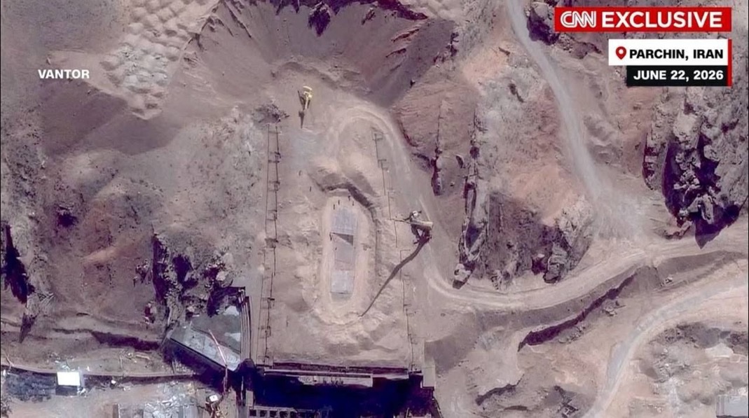 ShaykhSulaiman's tweet photo. JUST IN: SATELLITE INAGES SHOW IRAN HAS BEGAN REBUILDING THE TALAQAN-2 NUCLEAR SITE IN PARCHIN https://t.co/0gggEeycUG