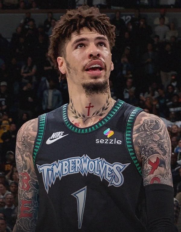 diorbballin_'s tweet photo. minny core 4 officially looking crazy rn https://t.co/1vQMCfm0Jd