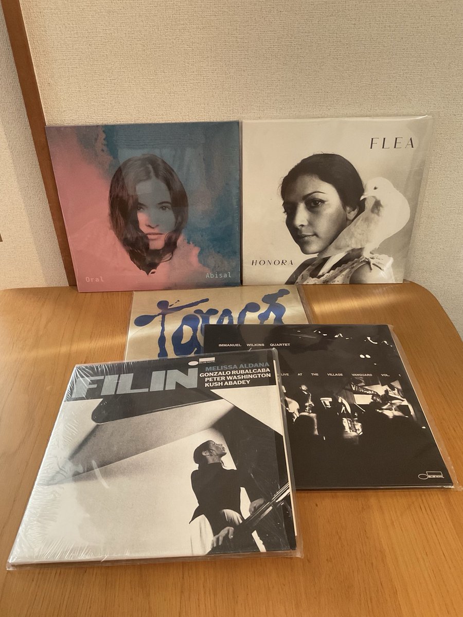 中村智昭 MUSICAÄNOSSA / Bar Music Shibuya,Tokyo (@TomoakiNakamura