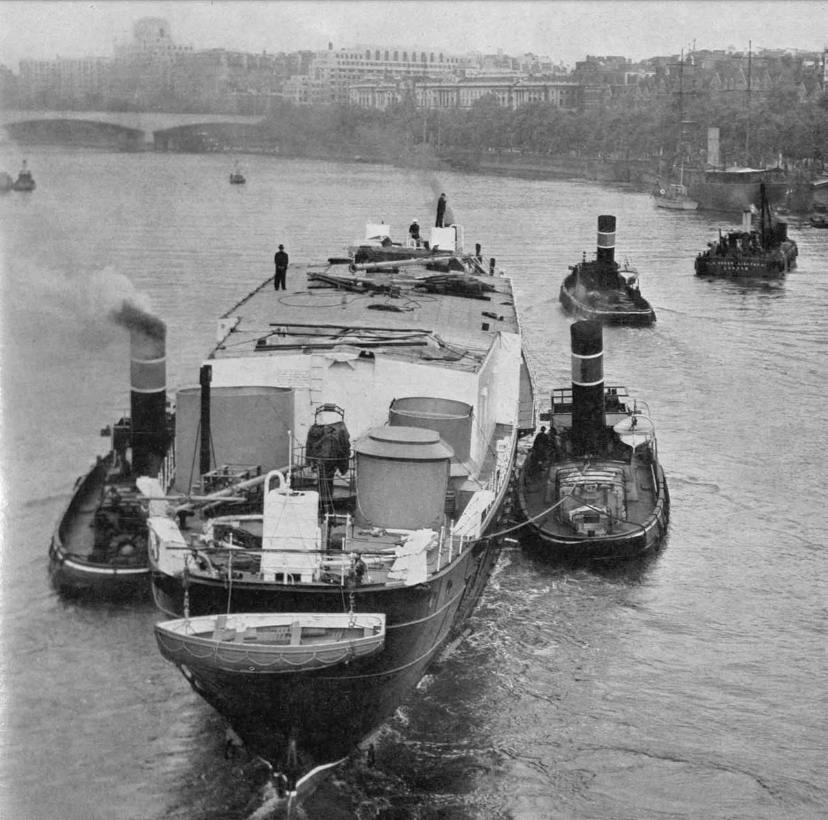 liquid_highway1's tweet photo. News this week reveals that HMS President is being forced to vacate her berth at Chatham Docks due to pressure from developers looking to build on the site. She is now due to be towed to Erith to be broken up

Campaigners are keen to save the vessel https://t.co/V2JSZkJ0H0