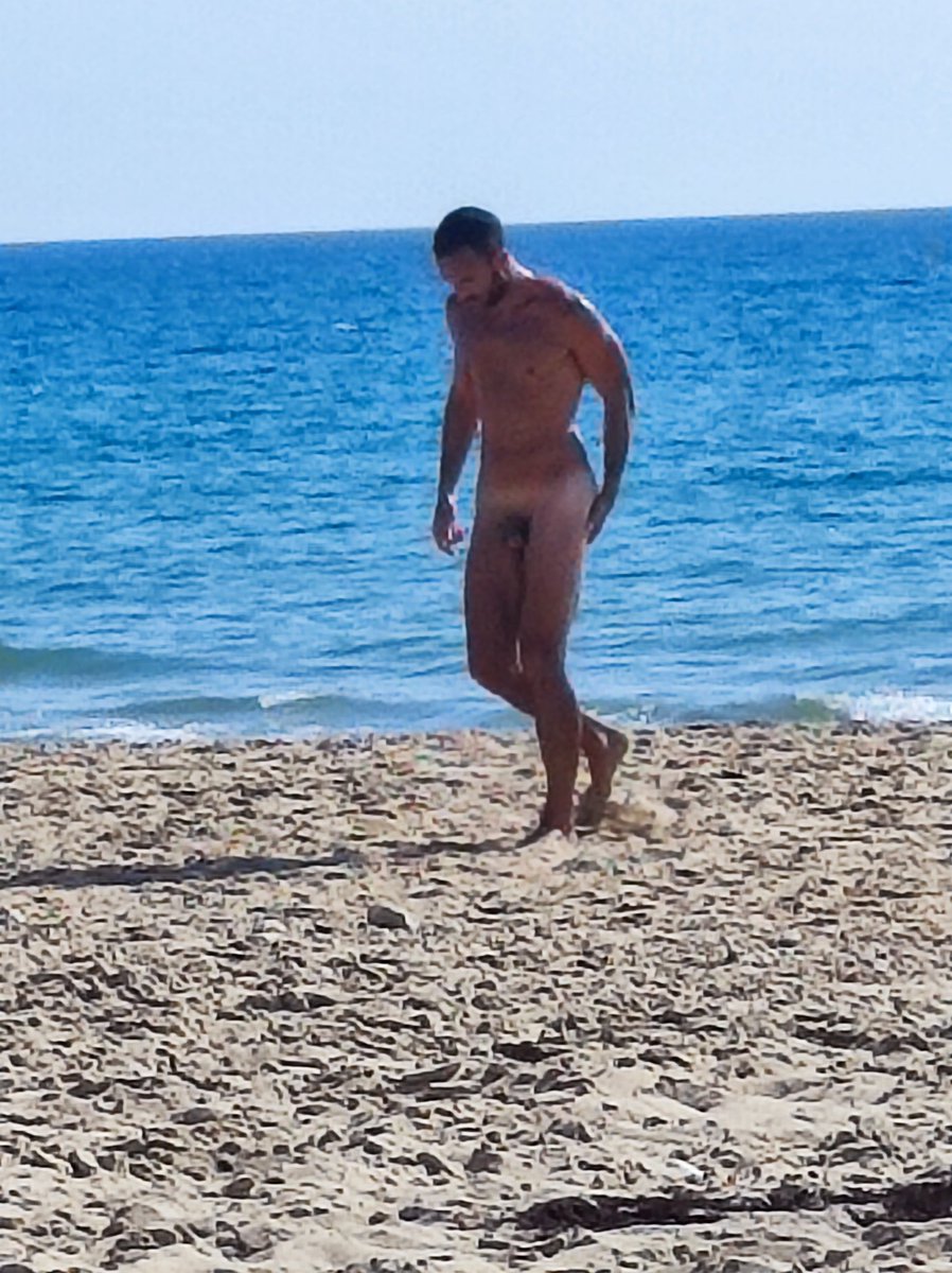 Caco47543934's tweet photo. A la plage cet après midi https://t.co/tHSnkO1ZBz