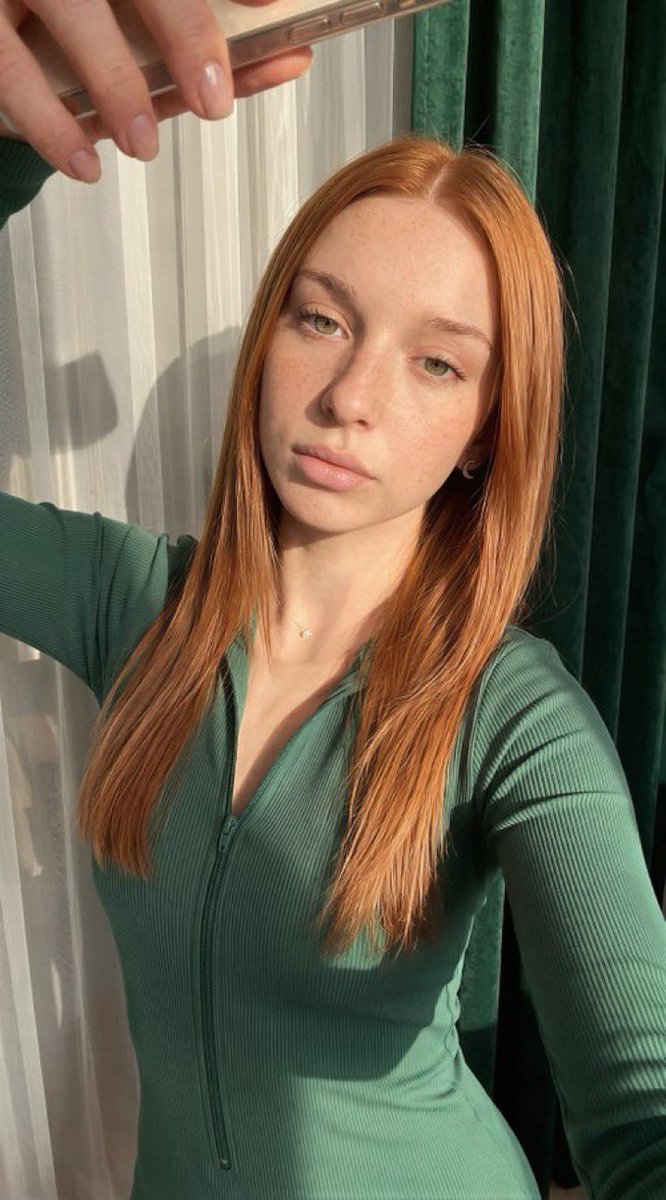 AngeIsViicky's tweet photo. i'm curious, could you tell i’m trans girl? 😳 https://t.co/dzeboc8dBF