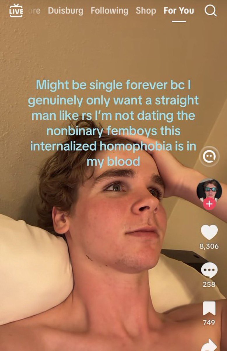 no context gay tweet media