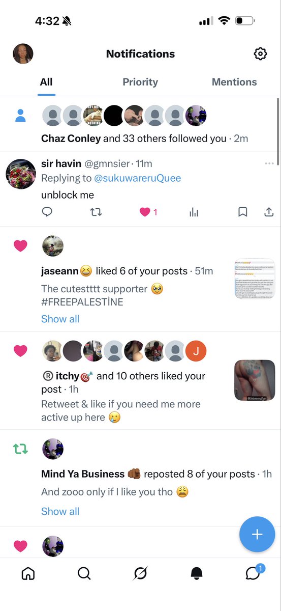 sukuwareruQuee's tweet photo. Chat this dude swear he wasn’t begging to link w me and swear im disrespectful and immature so how about I post this. 😭😭😭 https://t.co/K3evqZzGyL