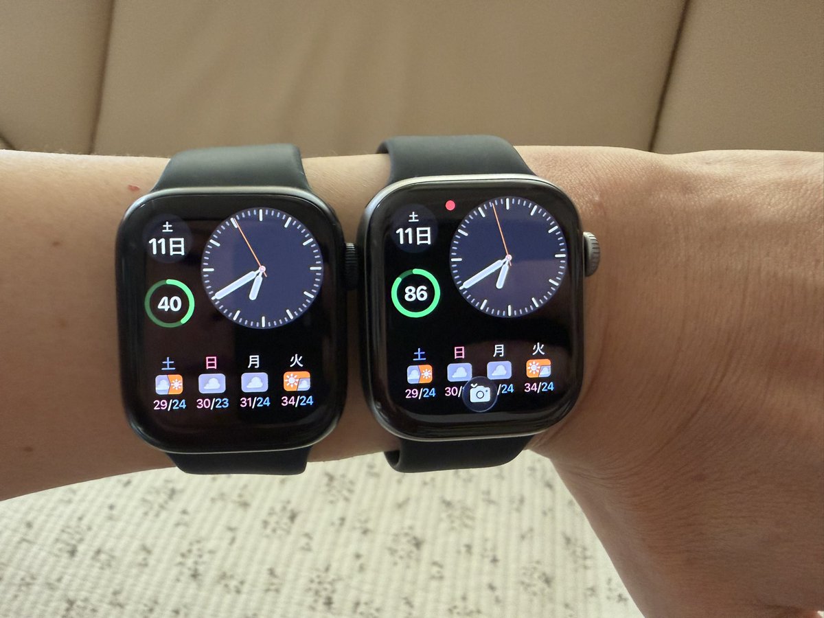 Shibachanshu's tweet photo. Apple Watch 7→11に買い換えました
amazonプライムセールで10%オフ

【感想】
画面大きくなって使いやすい😊
バッテリー🔋期待したより良くなくで残念😢 https://t.co/4abMgWlKtr