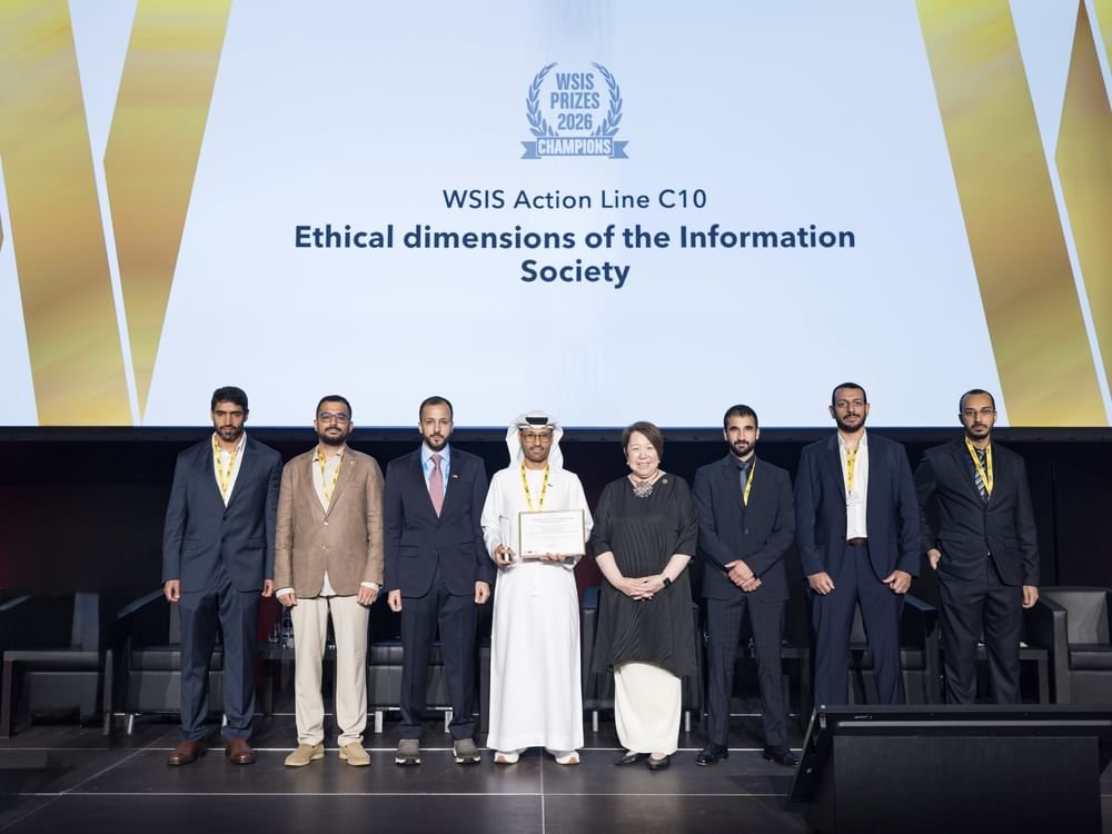 abdullaah_mah's tweet photo. 🇦🇪 Le Président du Conseil de cybersécurité des Émirats arabes unis remporte le prix WSIS Champion 2026, une reconnaissance internationale saluant le leadership du pays en matière de cybersécurité et d'innovation numérique. 🌐🏆 https://t.co/p5bpD4lt7x