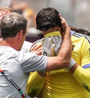 theMadridZone's tweet photo. 🗣️ Thibaut Courtois: “I feel sad, I was feeling good, I felt like I could stop Spain.” https://t.co/kwAVwjX9ge