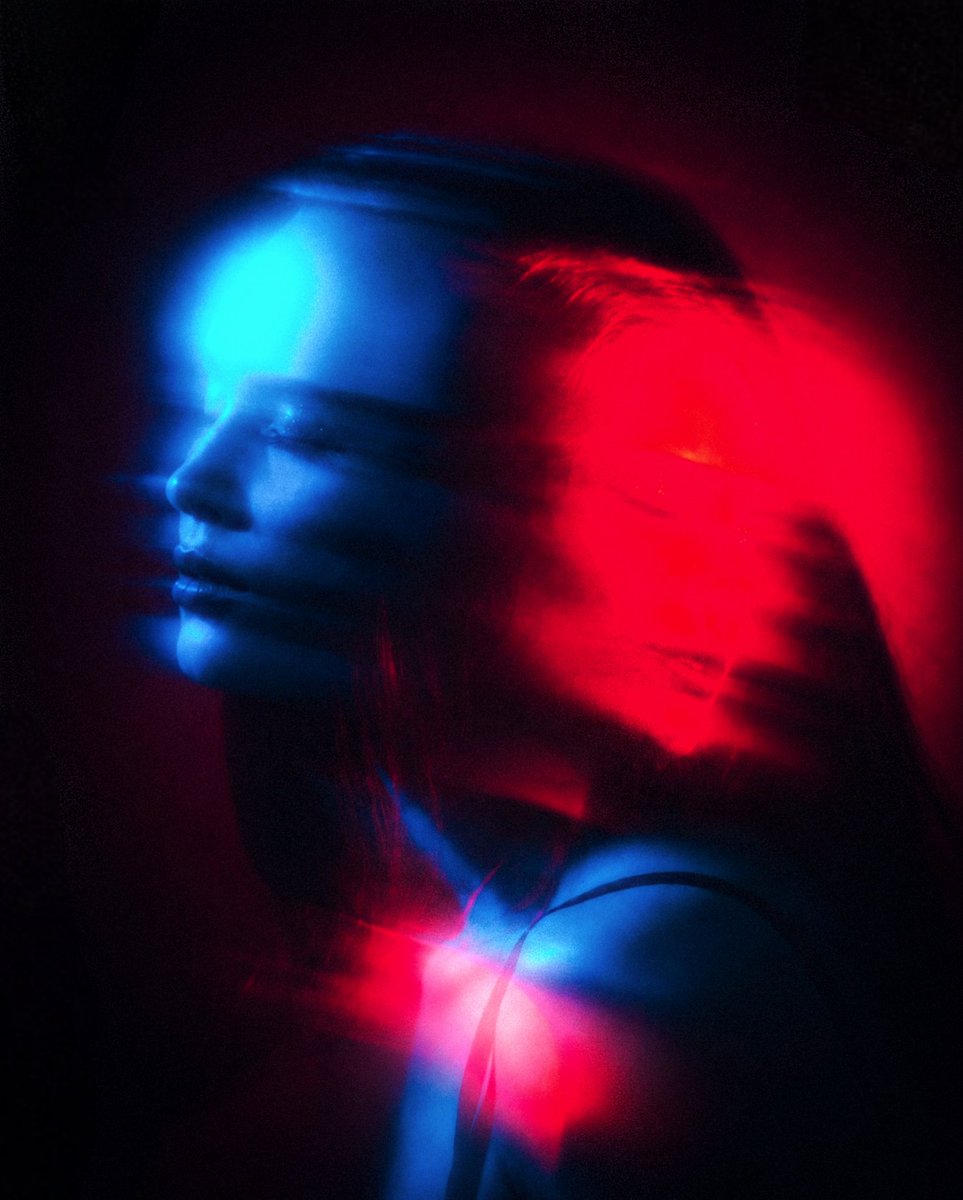 Samfire__'s tweet photo. you were red, and you liked me because I was blue ☆
@halsey 
#halsey #colors #badlands #photography https://t.co/HrQecziVGP